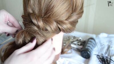 Красивый объемный хвост. Вечерняя прическа