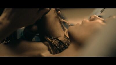 Холли Берри , Шила Атим , Валентина Шевченко - Удары / Halle Berry , Sheila Atim , Valentina Shevchenko - Bruised ( 2020 )