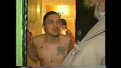 Здесь людей ебут [ аморальный грабеж на случай важных переговоров мем прикол порно секс 18+ ] И очень даже неплохо